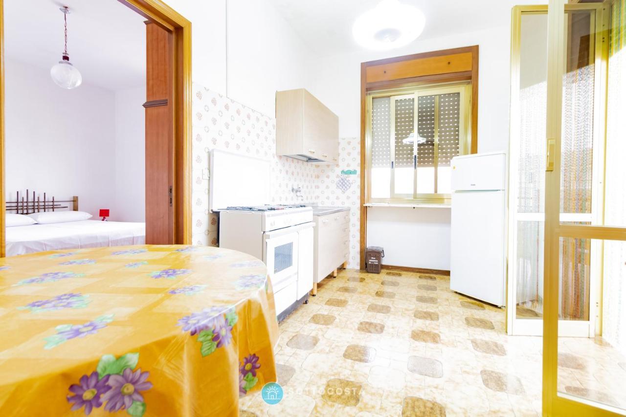 Moon & Sun Flat - Sant'Isidoro Apartment Sant Isidoro  Luaran gambar