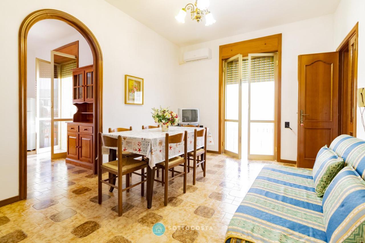 Moon & Sun Flat - Sant'Isidoro Apartment Sant Isidoro  Luaran gambar