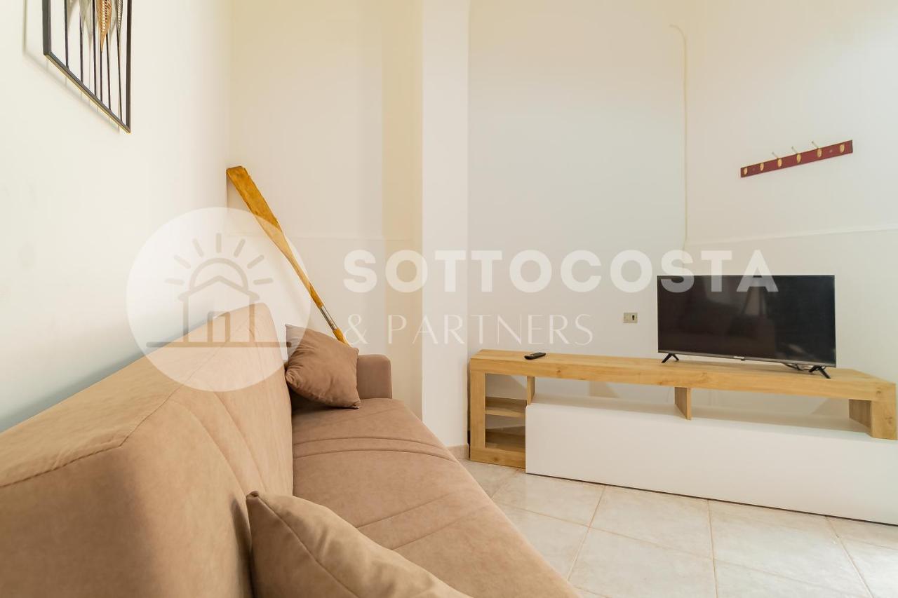 Moon & Sun Flat - Sant'Isidoro Apartment Sant Isidoro  Luaran gambar